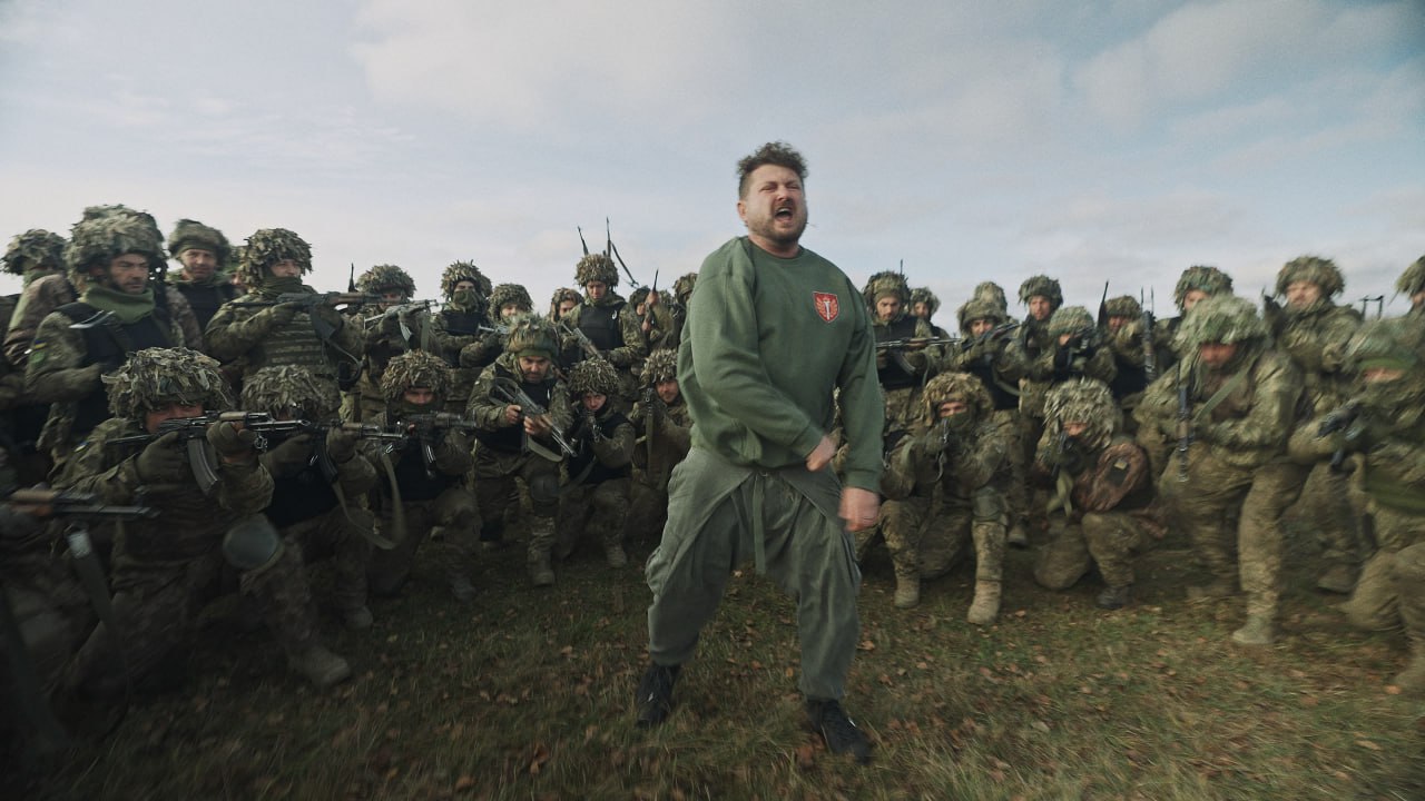 Українські музиканти написали бойовий гімн ДШВ, який пробирає до мурах